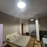 Cozy Appartment In Tirana