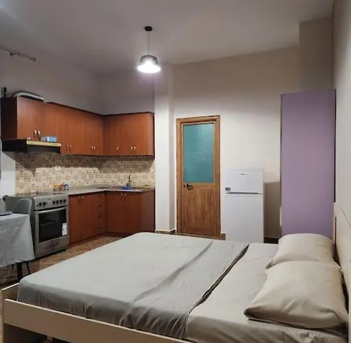 Cozy Appartment In Tirana